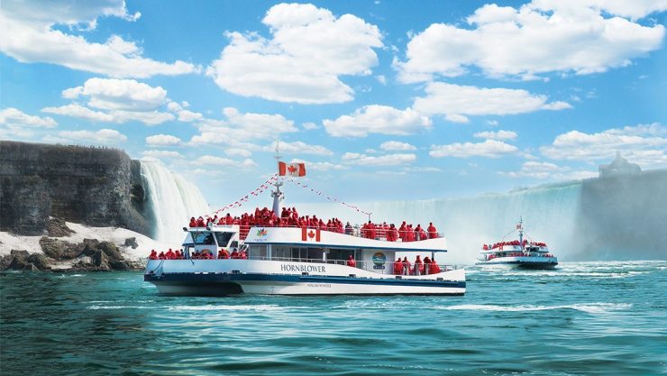 Hornblower-Niagara-Cruises-Niagara-Wonder-and-Niagara-Thunder-Niagara-Falls-Ontario-Canada